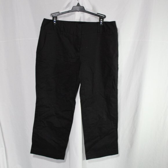 NWT Daisy Fuentes Black Wide Waist Capri - Picture 1 of 5